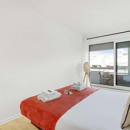 Charming T2 Refurbished Flanders Crimee *